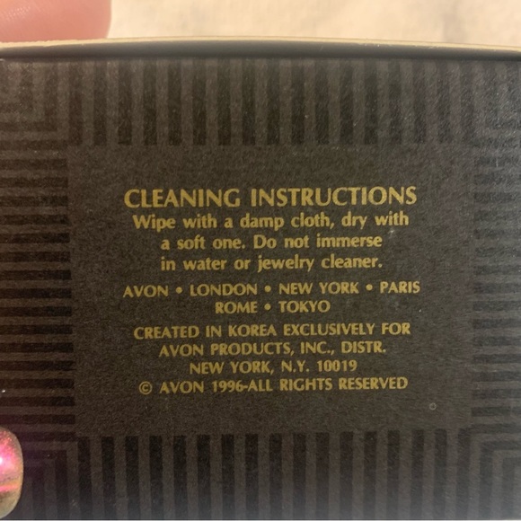 Avon Violet Passion multi strand  Goldtone/Purple Necklace NIB - Picture 4 of 7